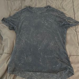 Lululemon Size Large Blue T-Shirt Drop Cut